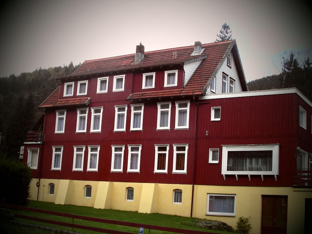 Pension "Am Wald" Lautenthal Екстериор снимка